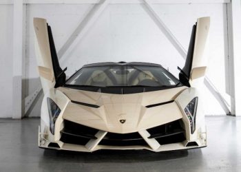 2014 Lamborghini Veneno Roadster 1