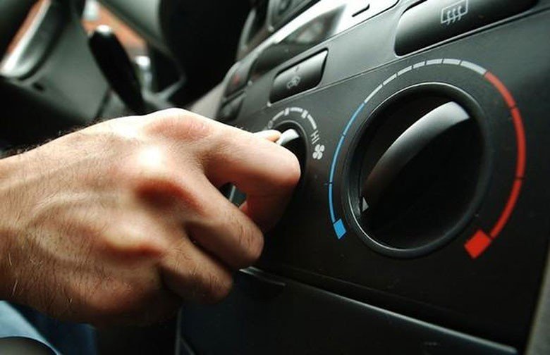 Các trường hợp nào nên tắt điều hòa xe ô tô?