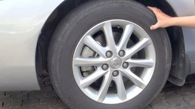 Cách nhận biết lốp xe ô tô đang bất ổn